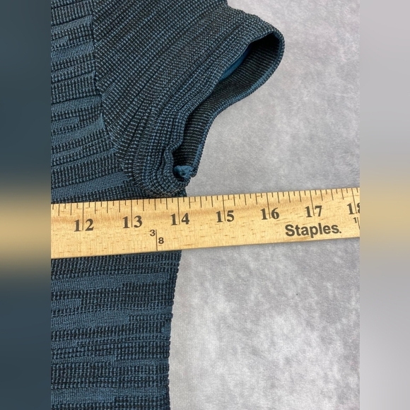 BCBGMAXAZRIA Renee Sheina Jacquard Womnen  Dress Size M/L cut out back - Picture 8 of 9